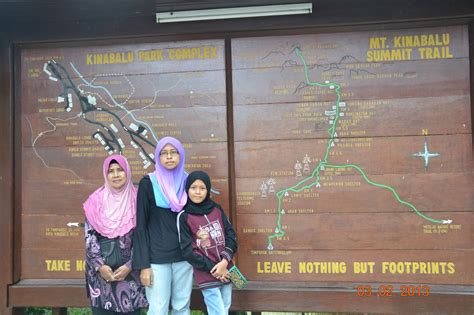 Gunung kinabalu) is a mountain in sabah, malaysia. Life With a View: North Borneo Day 2 - Kinabalu Park, Desa ...