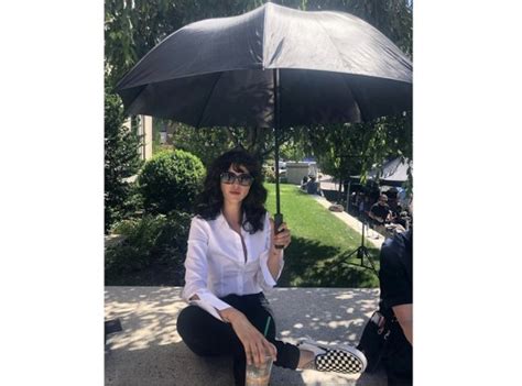 Check out pay or wait's interview with #eizagonzalez about her new #netflix film #eizagonzalez. "Eiza González cautivó a México con su nueva película, I ...