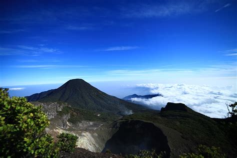Gambar mewarnai pemandangan terbaru anak cemerlang. Gambar Pemandangan Gunung Yang Indah
