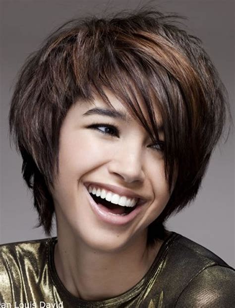 Fancy and intricate step cut: Top 32 Short Haircuts & Hairstyle ideas for Women - HAIRSTYLES
