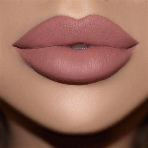 Vampy Lips Kissable Lips Matte Lips Lip Gloss Colors Lip Colors