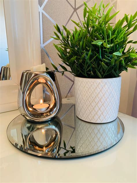 The first thing you need to do is to put your silver. Silver wax melt burner | Serenity Candles