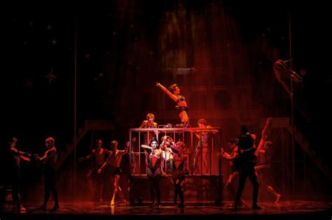 Theater Review Pippin National Tour Stage And Cinema