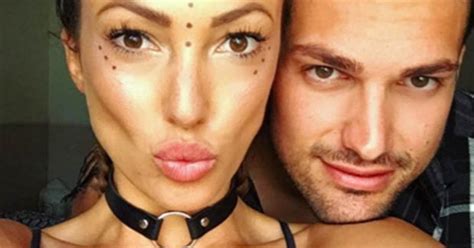 Love Island S Sophie Gradon Sparks Outrage With This Selfie Can You Spot Why Daily Star