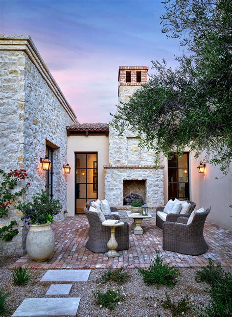 Mediterranean Villa Calvis Wyant Luxury Homes Scottsdale Az