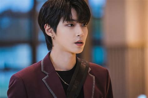 True beauty is romance manhwa with plenty of drama. Follower Hwang In Yeop Meningkat 3 Kali Lipat Gara-gara ...