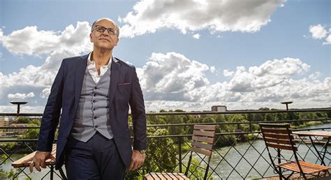 Oltre a dare la tua opinione su questo tema, puoi anche farlo su altri termini relativi a seid e visin. Said Niklund är Årets Chef i fokus 2020 — Vision