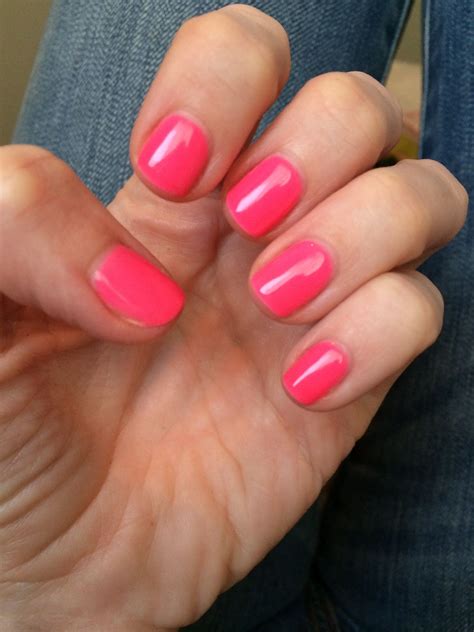 Neon Pink Gel Manicure By Gelish Gel Manicure Manicure Nail Polish