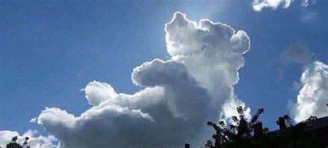 everyone s freaking out about this winnie the pooh shaped cloud aol lifestyle