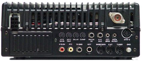 Yaesu Ft 900at Hf Transceiver With Built In Antenna Tuner
