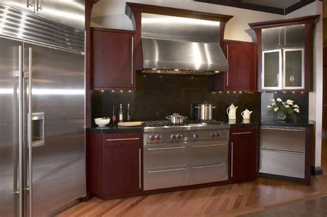 Plenty to start your modern culinary adventure. Mahogany, Zodiac and Sub Zero/Wolf appliances - Modern ...