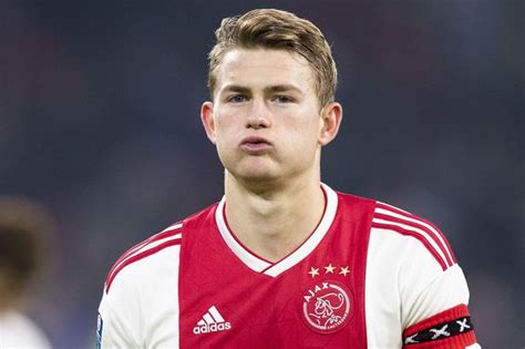 In the game fifa 20 his overall rating is 88. PSG vicino a De Ligt dell' Ajax per € 75 Milioni ...