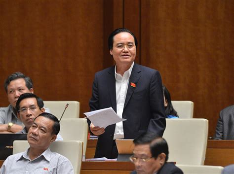 Ông phùng xuân nhạ sinh năm 1963, quê tại hưng yên. Bộ trưởng Phùng Xuân Nhạ giải trình về sách giáo khoa lớp ...
