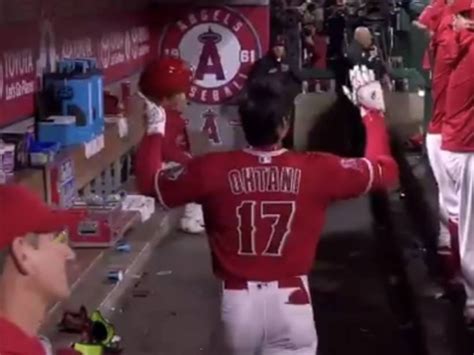 Welcome to official facebook page of pepe instagram.com/official_pepe twitter.com/officialpepe. Shohei Ohtani Hit His First Homerun In The Majors And The Dugout Celebration Was Adorable ...