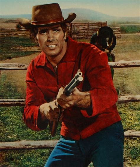 He played many sports in his life including boxing, gymnastics, and tennis. Giuliano Gemma, o cowboy italiano ~ Memórias Cinematográficas