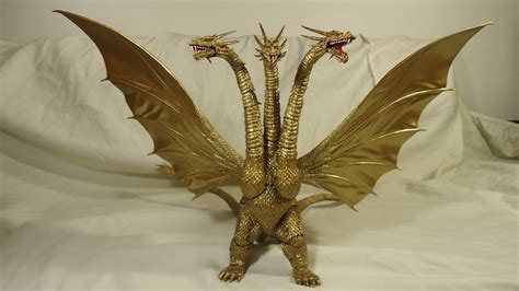 Import Monsters Review S H Monsterarts King Ghidorah