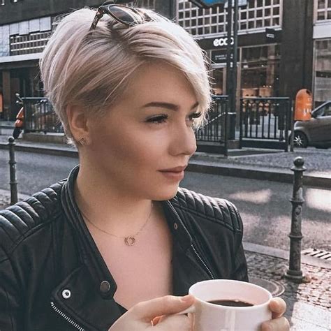 Changing your hair is just a fun way to discover an interesting. Short Hairstyle Trends for Major Inspiration in 2019 ...
