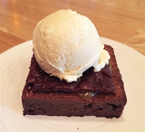 The Best Restaurant Desserts In 2015 Huffpost Life