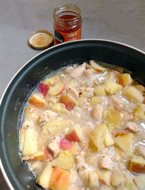 Poulet aux pommes et au confit de cidre