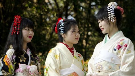 Traditional japanese music may include the the more contemporary japanese music may include styles such as jpop (japanese pop) and other genres which have been influenced by western. Japonia planuje obniżenie granicy pełnoletności o dwa lata - Wiadomości RadioZET