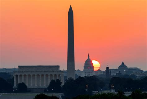 Photos Fall Equinox Sunrise At The Washington Monument And Us