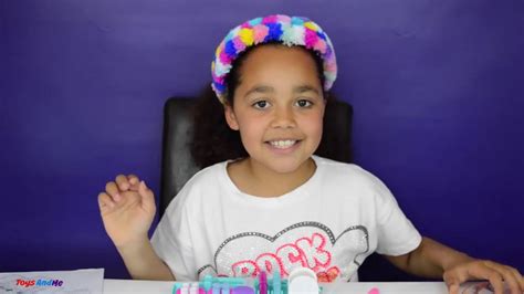 Pom Pom Wow Unboxing With Tiana From Toys And Me Youtube