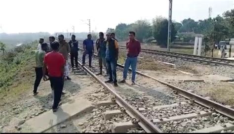 Locals Demand Flyover In Ramnagar As Railway Line Divides Village