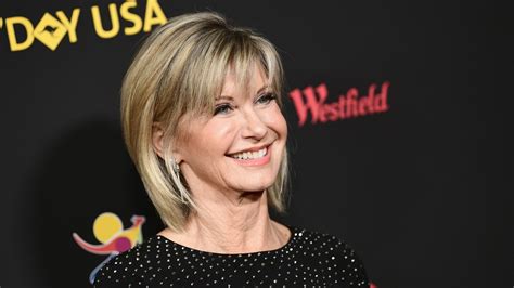 Olivia Newton John Reveals Why She Kept Cancer Battle Private Fox News