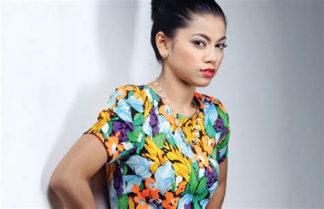 Pelakon tasha shilla menjawab persoalan kenapakah dia semakin kurus dan kelihatan cengkung selain bagaimanakah. Kaka Didakwa Rampas Kekasih Tasha Shilla? ~ Perihal Negara