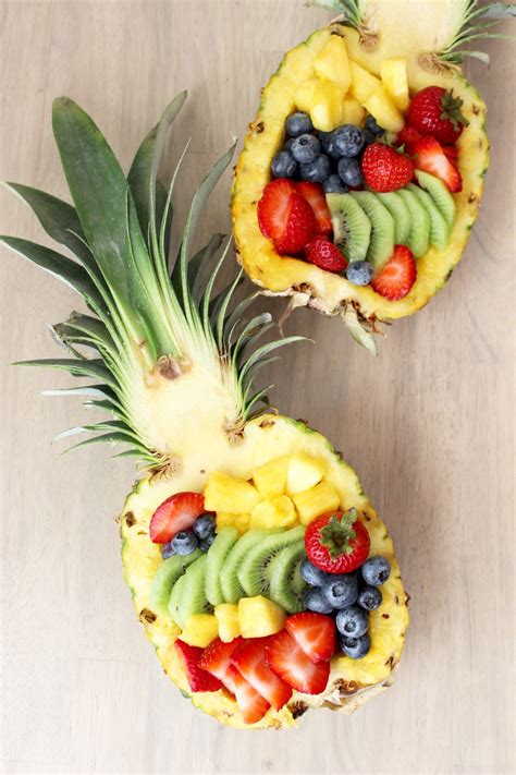 How To Cut A Pineapple Into A Fruit Bowl Fruit Platter Fruit Tray