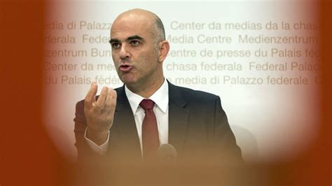 «ein marathon.» das waren die letzten wochen auch für bundesrat alain berset. Kinder und junge Erwachsene zahlen mehr für Krankenkasse ...