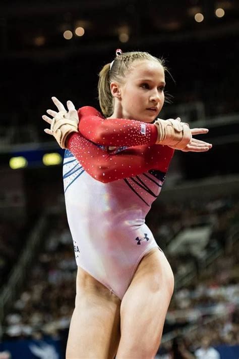 Pin By Jamie Boyd Hamilton On Gymnastics Poses Olympic Gymnastics