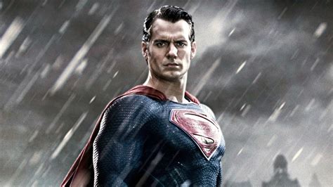 Man Of Steel Sequel Confirmed By Henry Cavills Manager