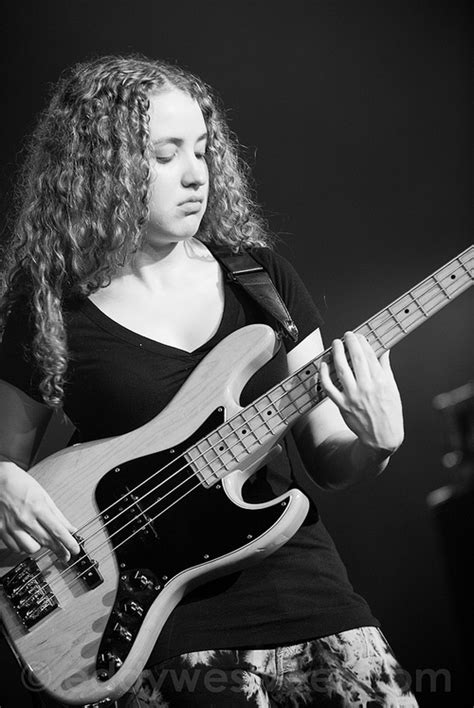 Tal Wilkenfeld Official Site Tal Wilkenfeld Women In Music Female