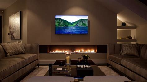 Top 10 Fireplaces That Give A Luxury Ambiance To A Living Room