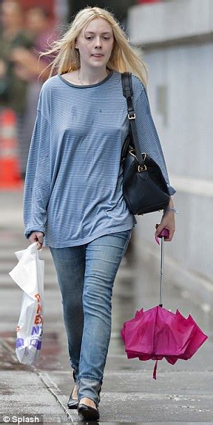 Dakota Fanning Steps Out In New York With No Make Up And Her Bra Is