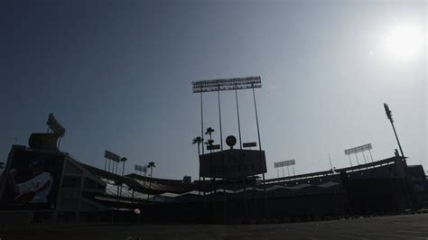 Dodger Stadium Flooded With Sewage After A Pipe Bursts During Game