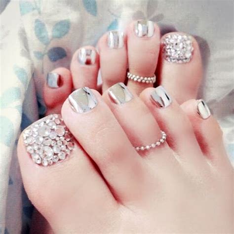 Fußnägel Lackieren Steine Cute Toe Nails Summer Toe Nails Toe Nail