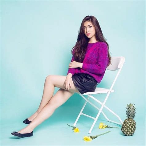 F c tak bisa ku teruskan em am dunia kita berbeda f c bila memang ini ujungnya em am kau kan tetap ada di dalam jiwa. Isyana Sarasvati - Tetap Dalam Jiwa (Attila Syah Edit) by ...
