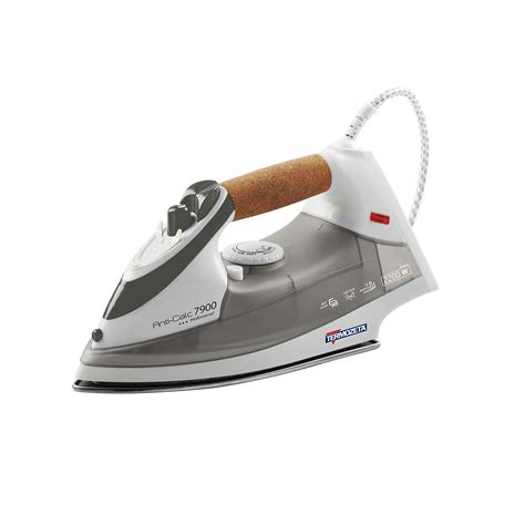Ha una potenza di 2200 watt, funzioni di pressione del vapore, regolatore di vapore, manometro, indicatore di vapore e di basso livello dell'acqua, vapore verticale, caldaia in acciaio. Ferro da stiro a vapore ANTI-CALC 7900 PROFESSIONAL ...