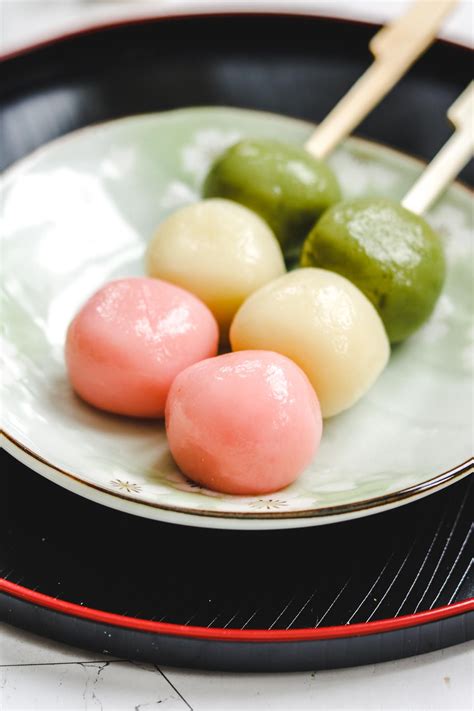 Hanami Dango 花見団子 Okonomi Kitchen Recipe Dango Recipe Japanese Dessert Rice Dessert