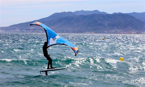 Foil Boards And Hydrofoil Surfboard Buying Guide