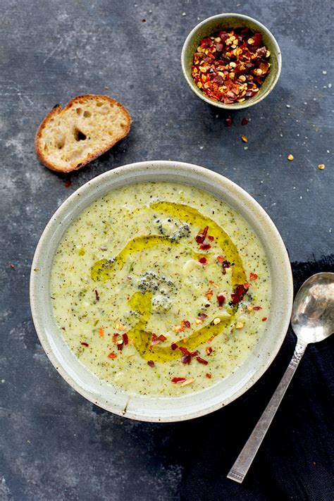 Charred Broccoli Cheddar Potato Soup ⋆