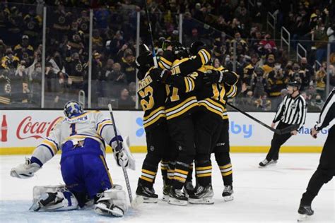 A Change In Strategy Results In A Strong Weekend For The Bruins Black