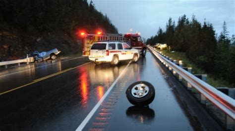 Multi-vehicle crash in Jasper kills four, sends 15 to hospital | CBC News
