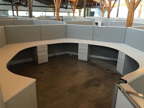 Used Office Cubicles Hon Allsteel Hexagon Cubicles At Furniture Finders