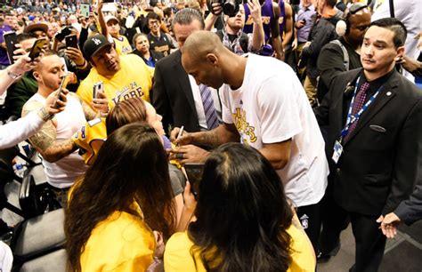 Kobe Bryant Made Fans Compete For Signed Sneakers Complex