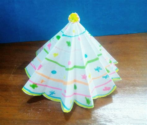 Making A 3d Paper Christmas Tree Thriftyfun