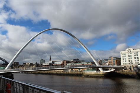 Newcastle Upon Tyne Sehenswürdigkeiten Rund Um Sieben Brücken