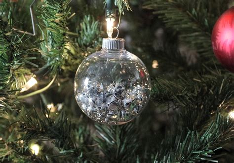 12 Ways To Fill Clear Ornaments For Christmas Life Unsweetened